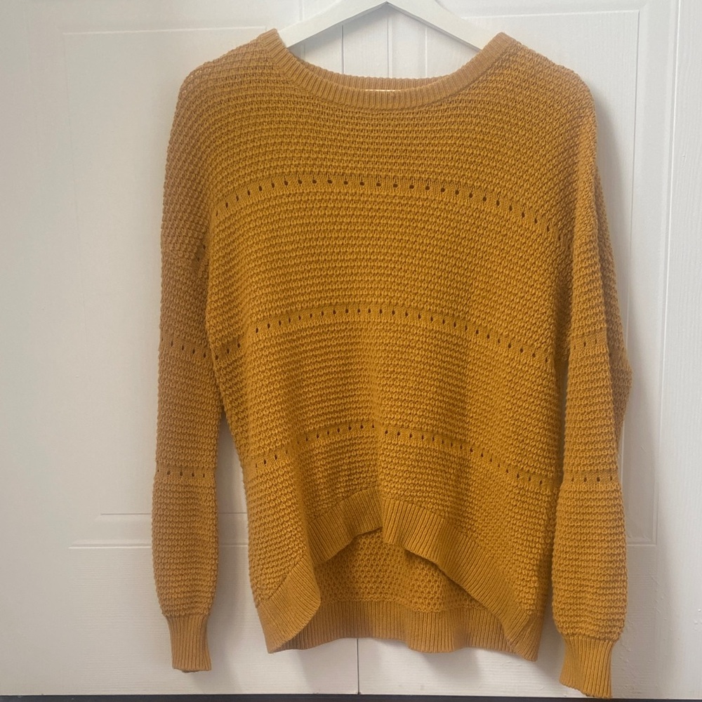 Old Navy Mustard Crew Neck Sweater